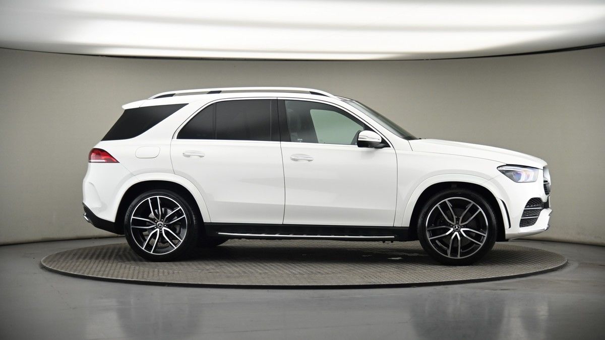 More views of Mercedes-Benz GLE