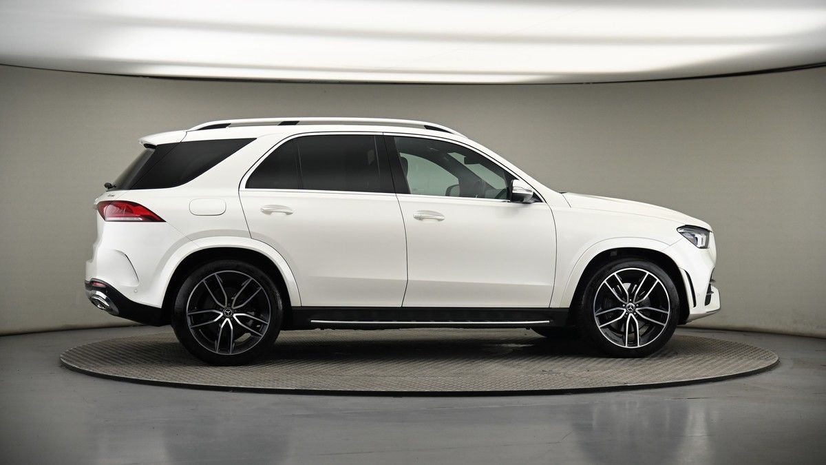 More views of Mercedes-Benz GLE