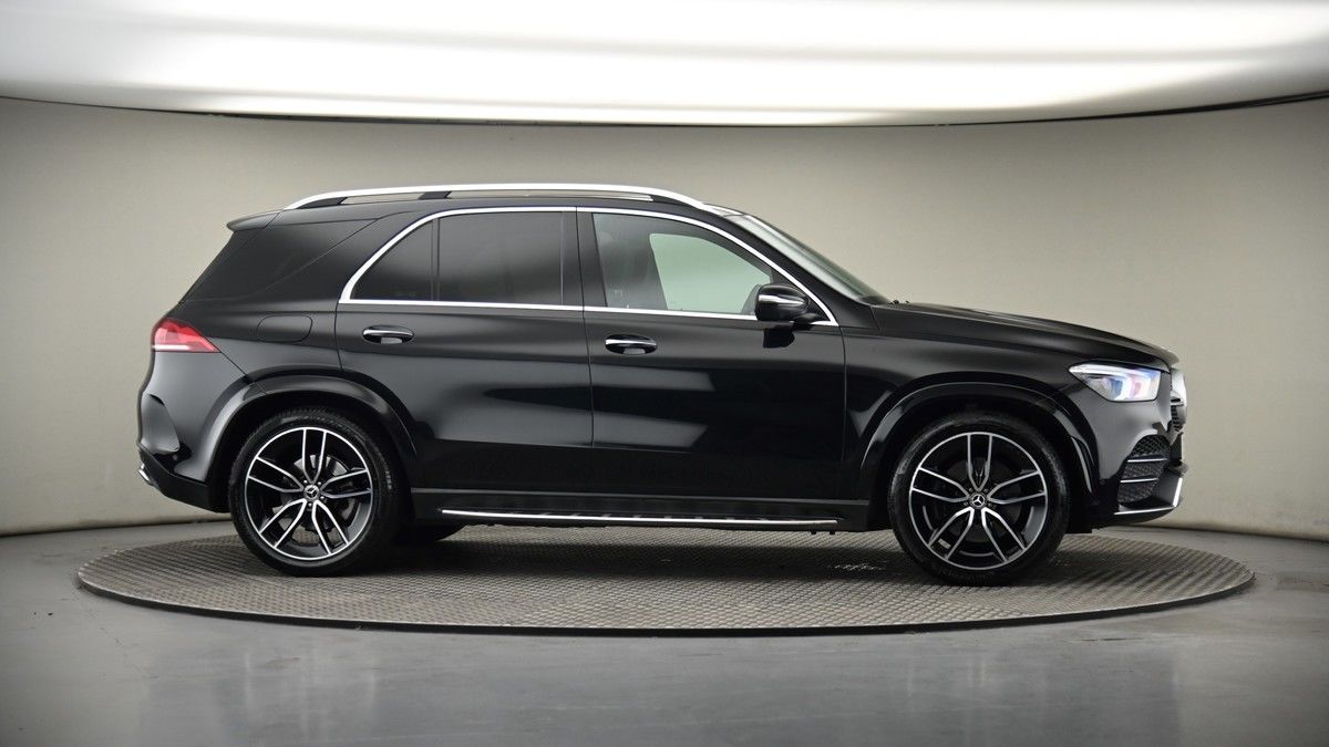 More views of Mercedes-Benz GLE