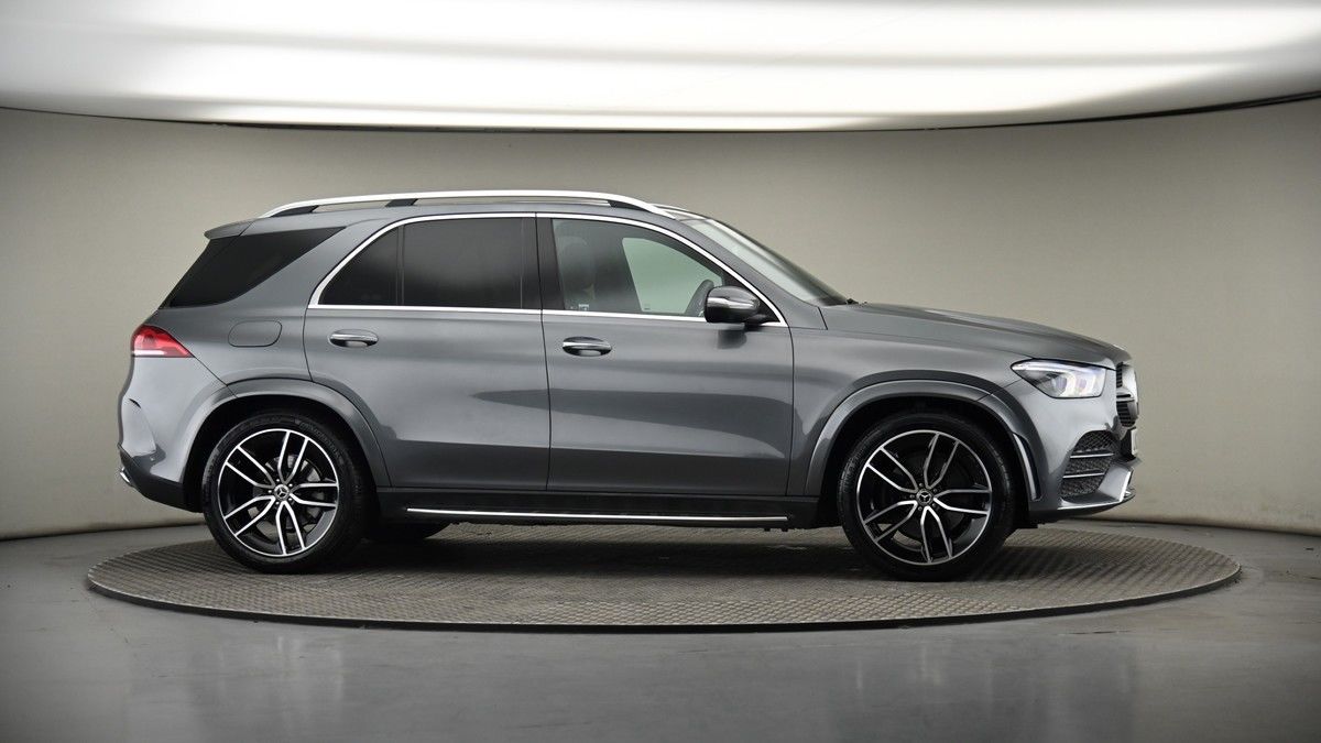 More views of Mercedes-Benz GLE