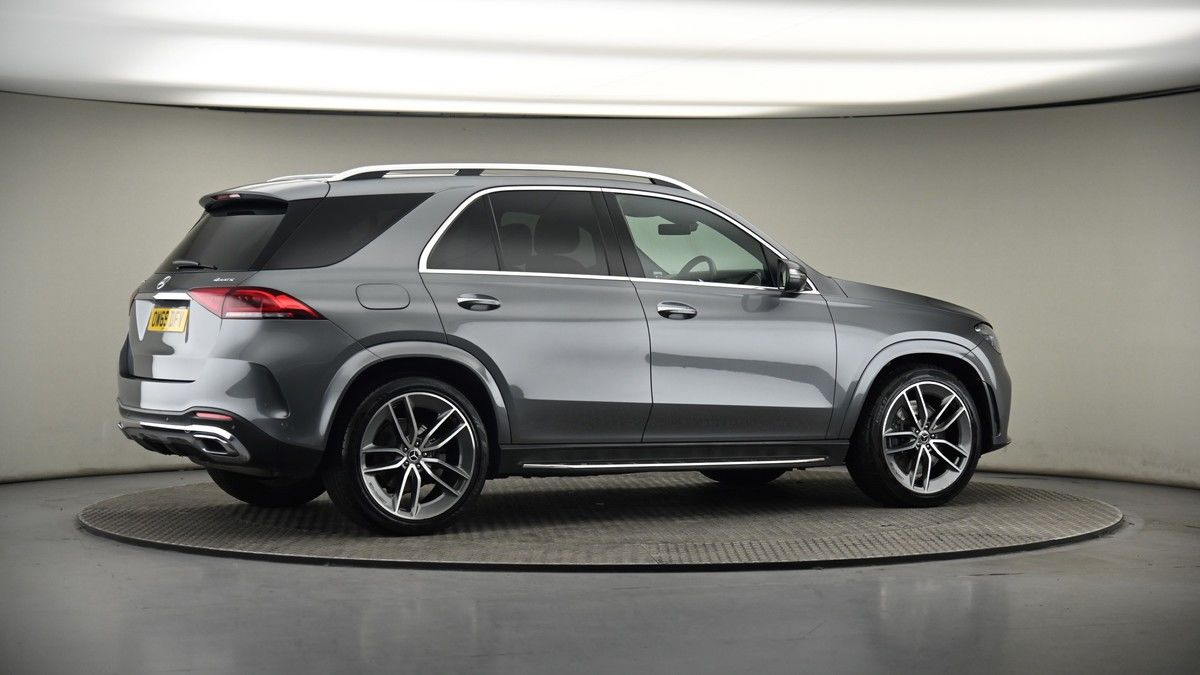 More views of Mercedes-Benz GLE