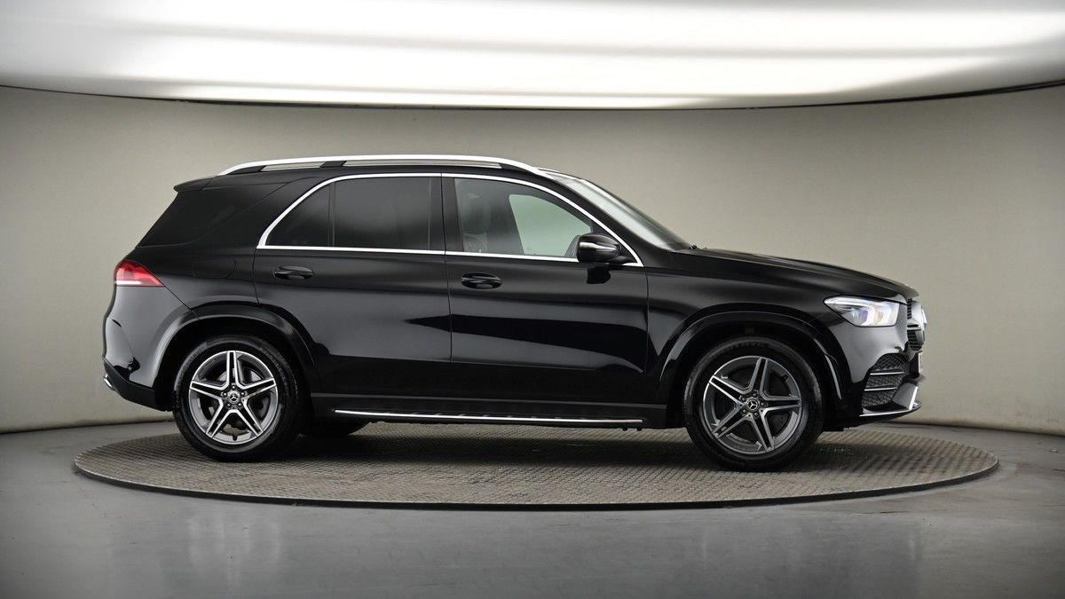 More views of Mercedes-Benz GLE