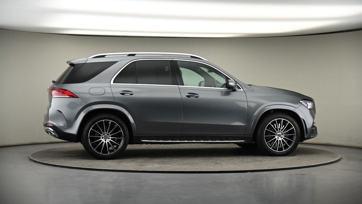 More views of Mercedes-Benz GLE