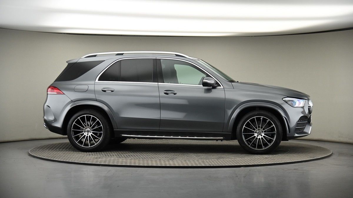 More views of Mercedes-Benz GLE