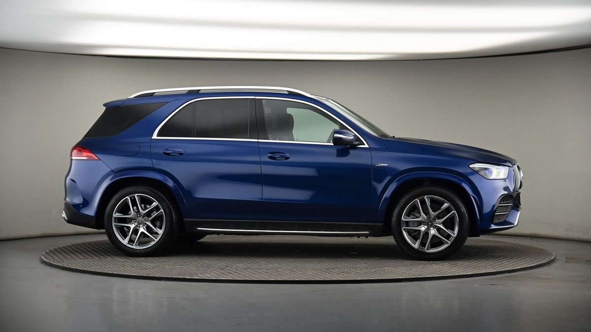 More views of Mercedes-Benz GLE