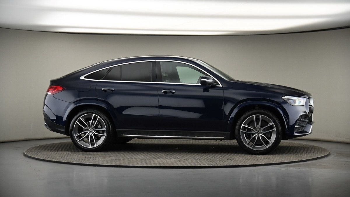 More views of Mercedes-Benz GLE