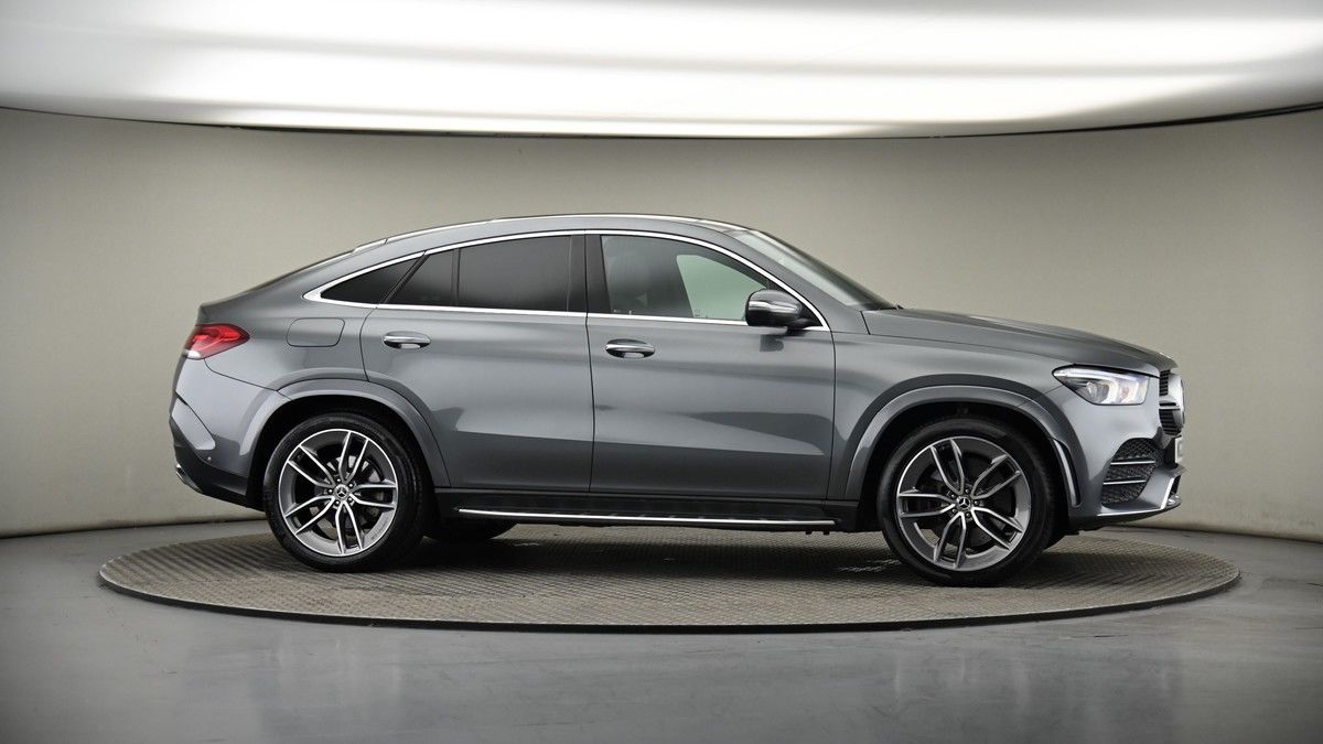 More views of Mercedes-Benz GLE