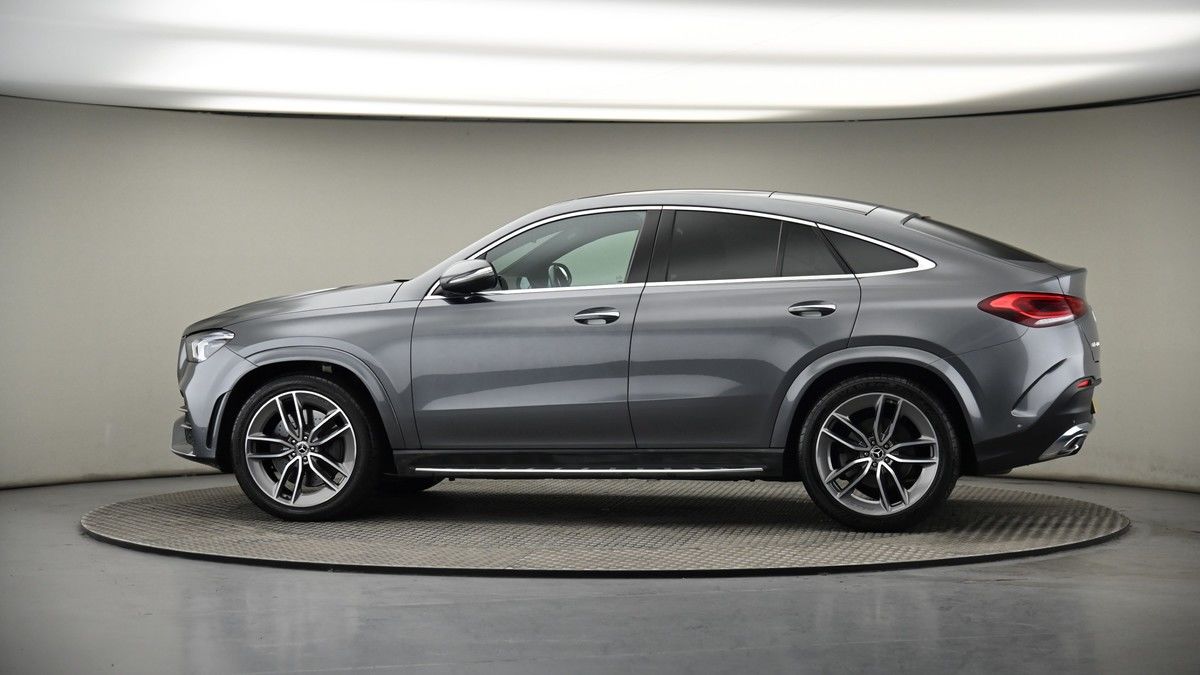 More views of Mercedes-Benz GLE