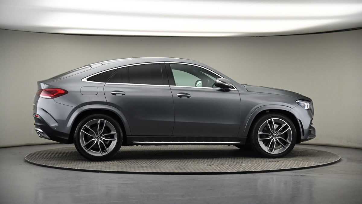 More views of Mercedes-Benz GLE