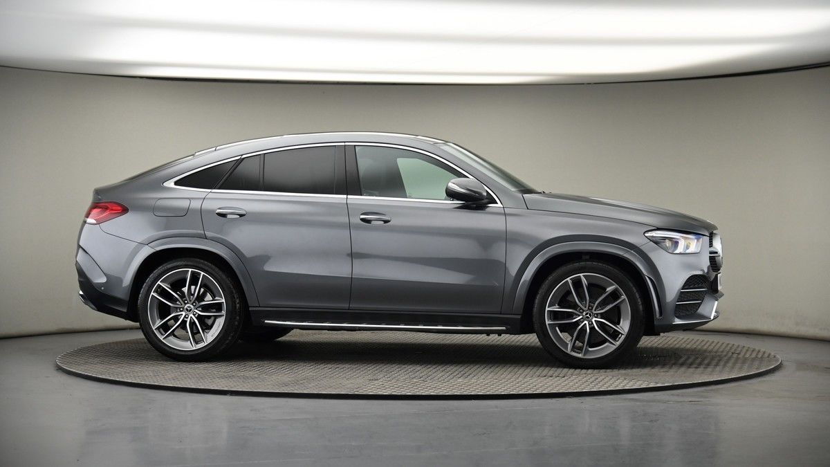 More views of Mercedes-Benz GLE