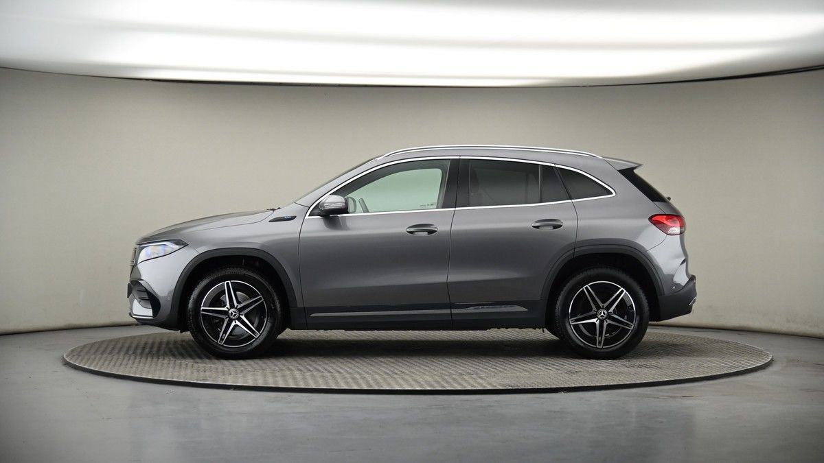 Mercedes-Benz EQA Image 19