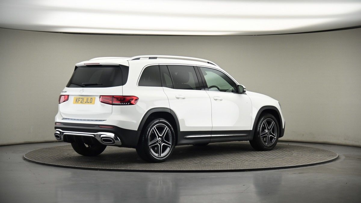 Mercedes-Benz GLB Image 7