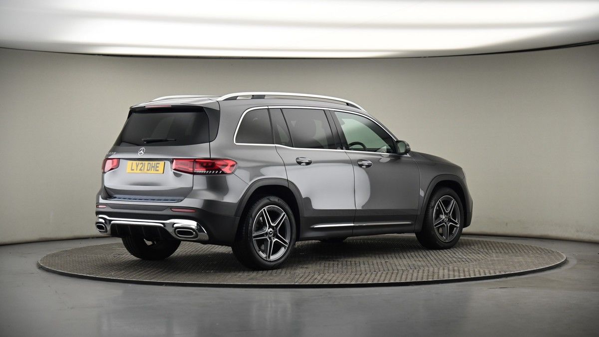 Mercedes-Benz GLB Image 7