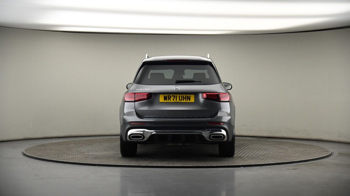 Mercedes-Benz GLB Image 17