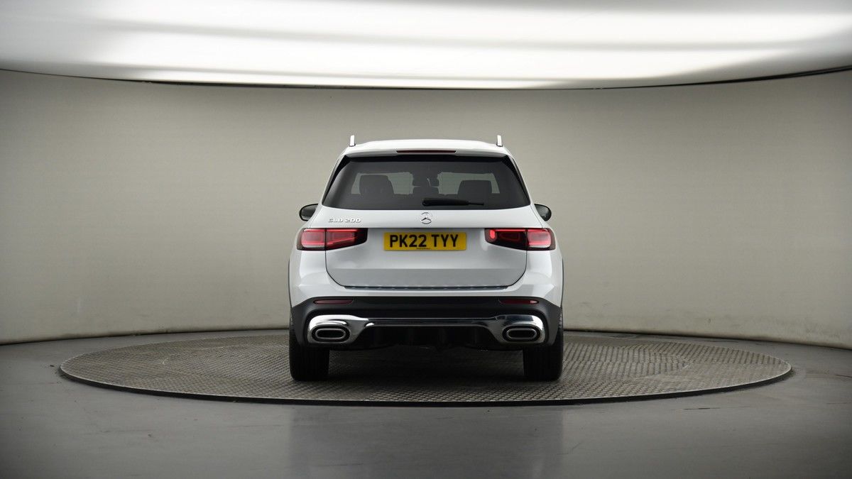 Mercedes-Benz GLB Image 16