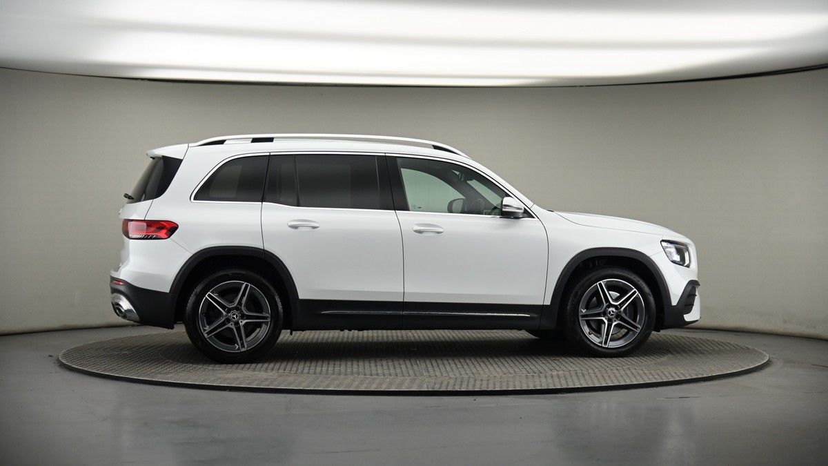 More views of Mercedes-Benz GLB