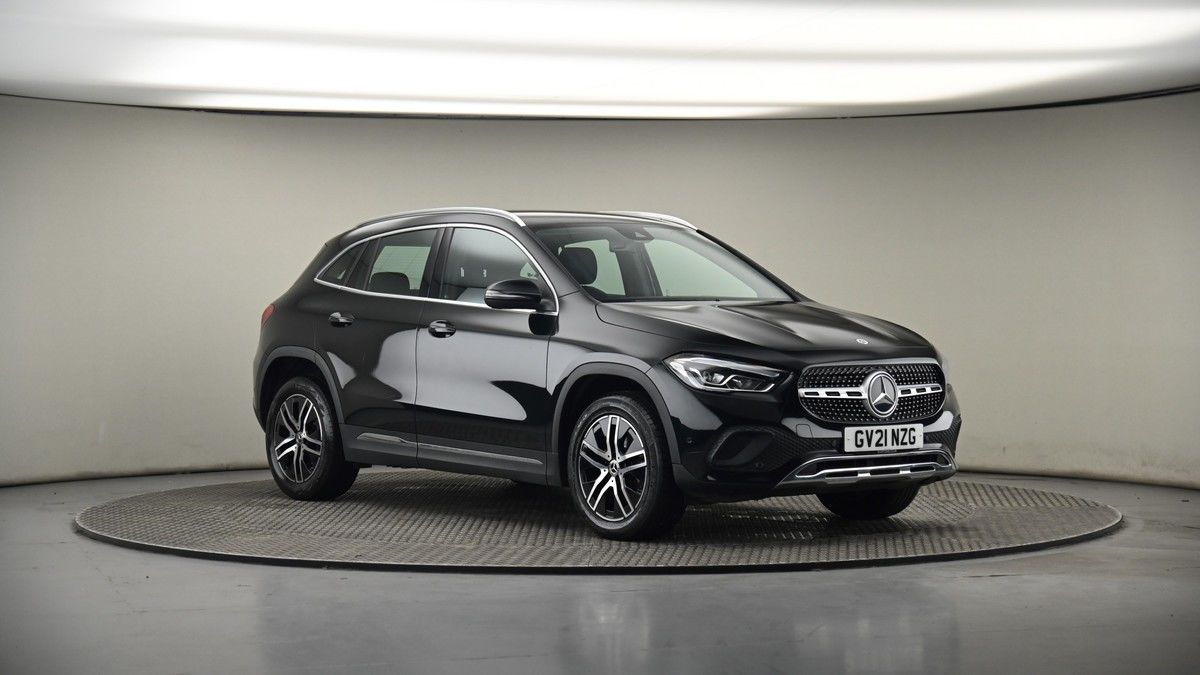 More views of Mercedes-Benz GLA