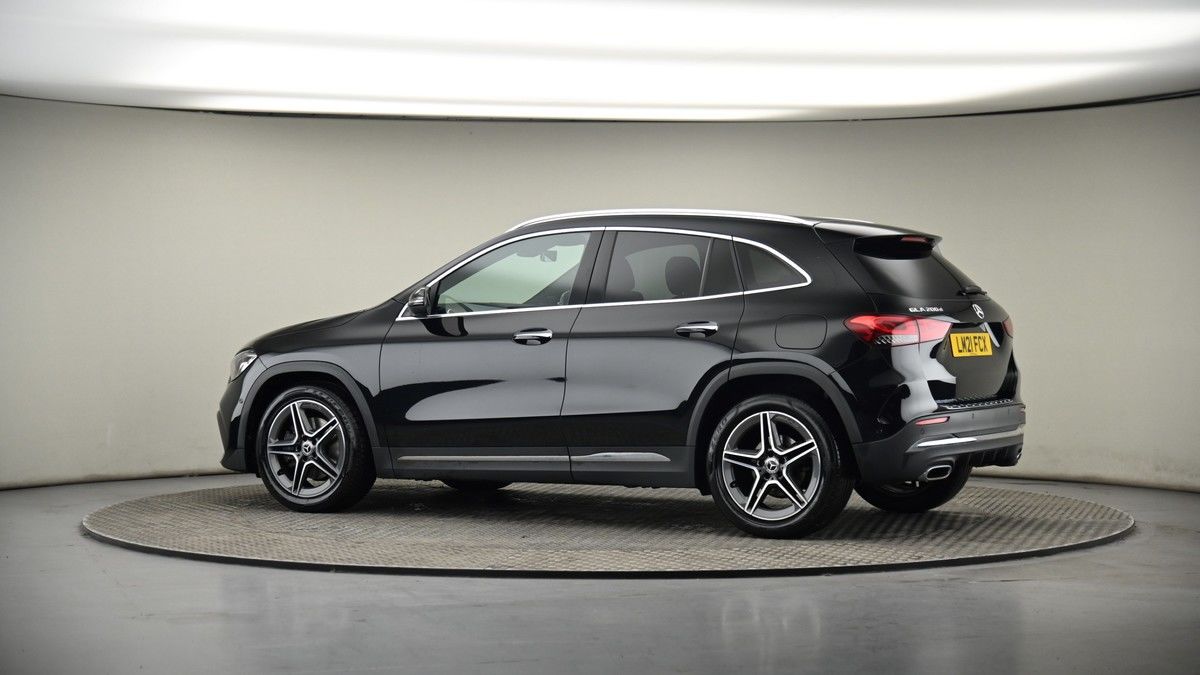More views of Mercedes-Benz GLA