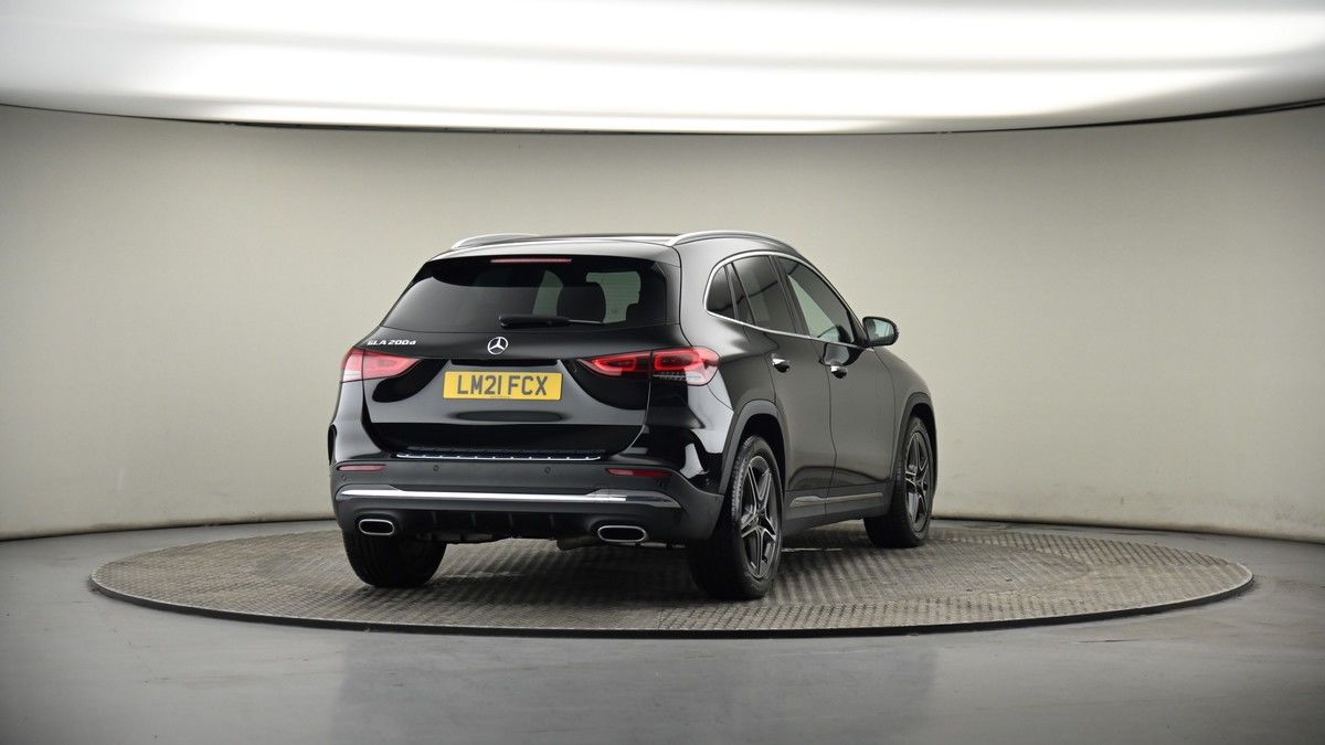More views of Mercedes-Benz GLA