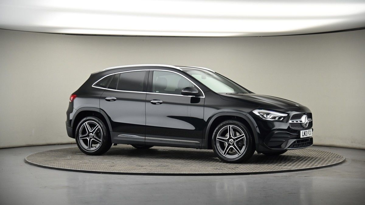 Mercedes-Benz GLA Image 5