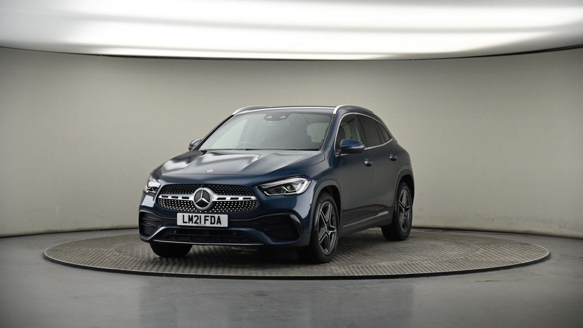 More views of Mercedes-Benz GLA