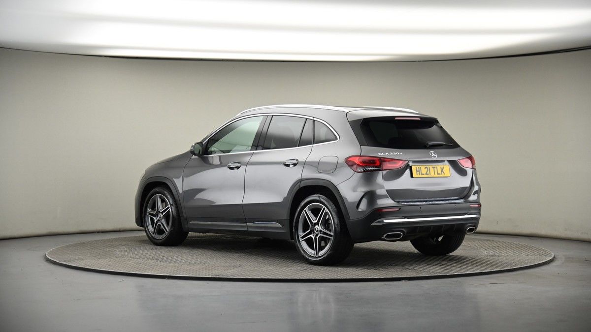 More views of Mercedes-Benz GLA