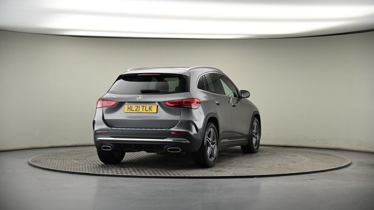 More views of Mercedes-Benz GLA