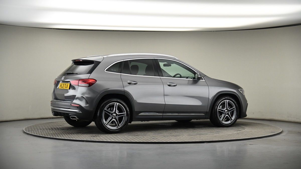 More views of Mercedes-Benz GLA