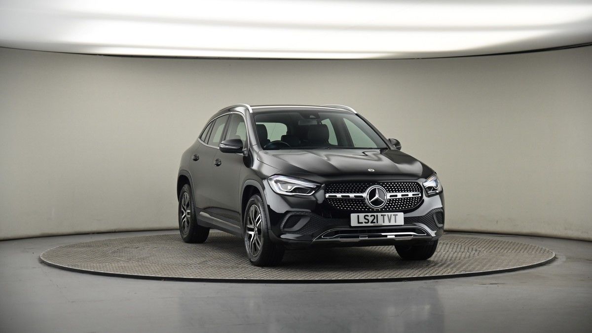 More views of Mercedes-Benz GLA