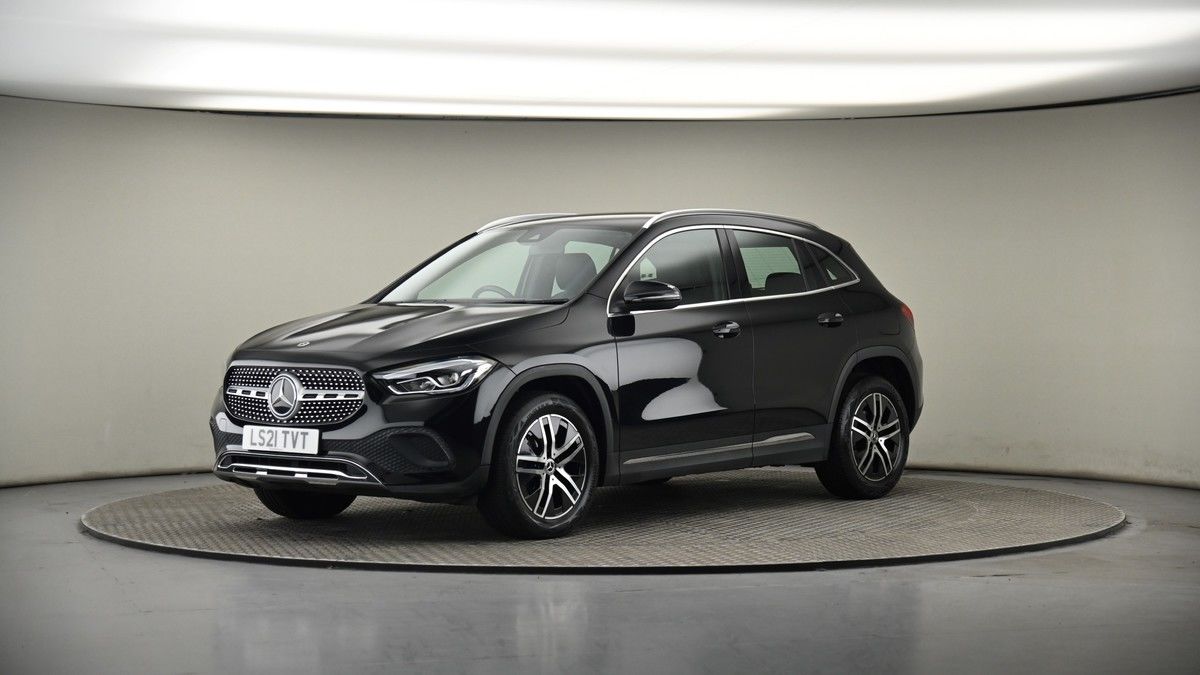 More views of Mercedes-Benz GLA
