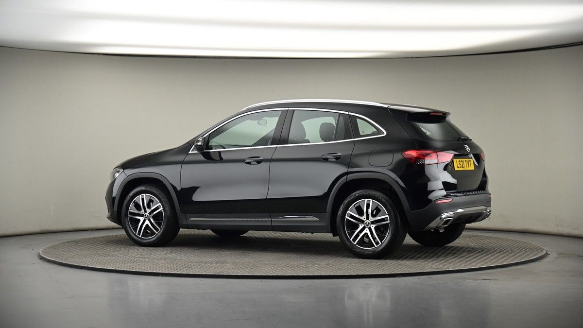 More views of Mercedes-Benz GLA