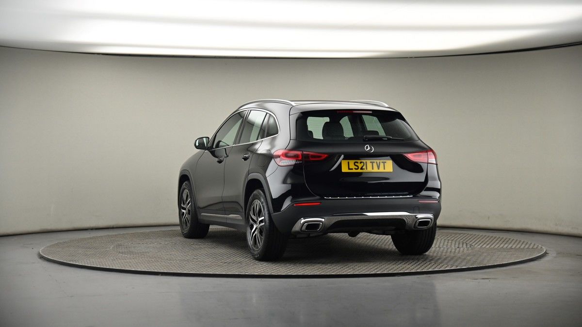 More views of Mercedes-Benz GLA