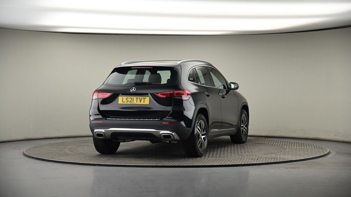More views of Mercedes-Benz GLA