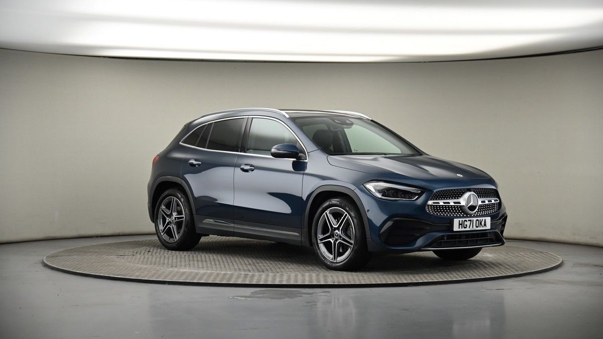 More views of Mercedes-Benz GLA