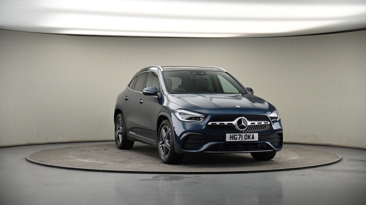 More views of Mercedes-Benz GLA