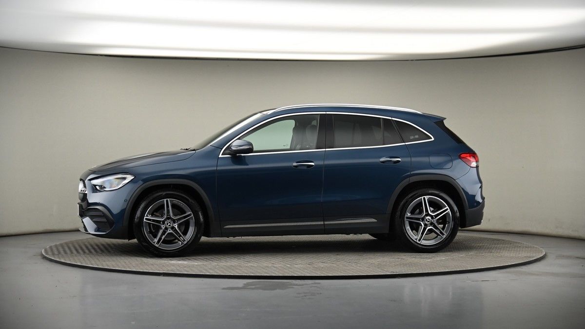 More views of Mercedes-Benz GLA