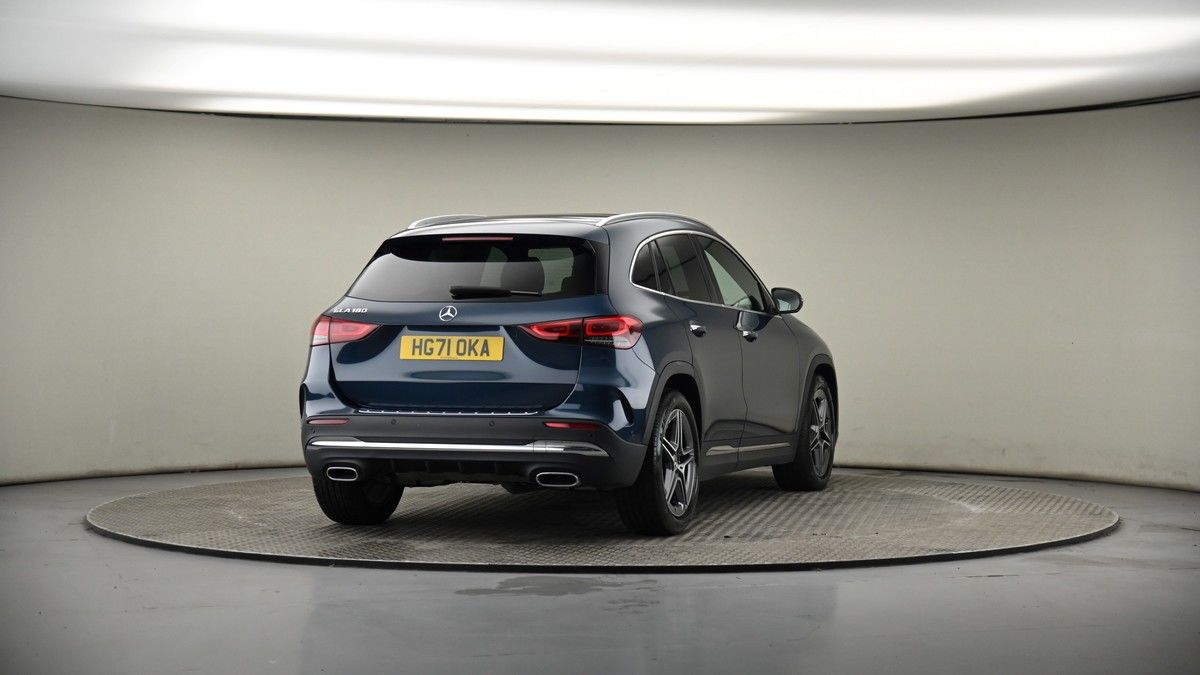 More views of Mercedes-Benz GLA