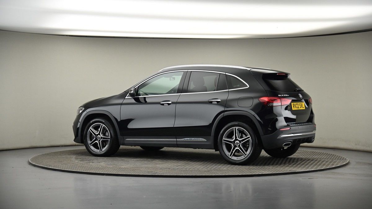 More views of Mercedes-Benz GLA