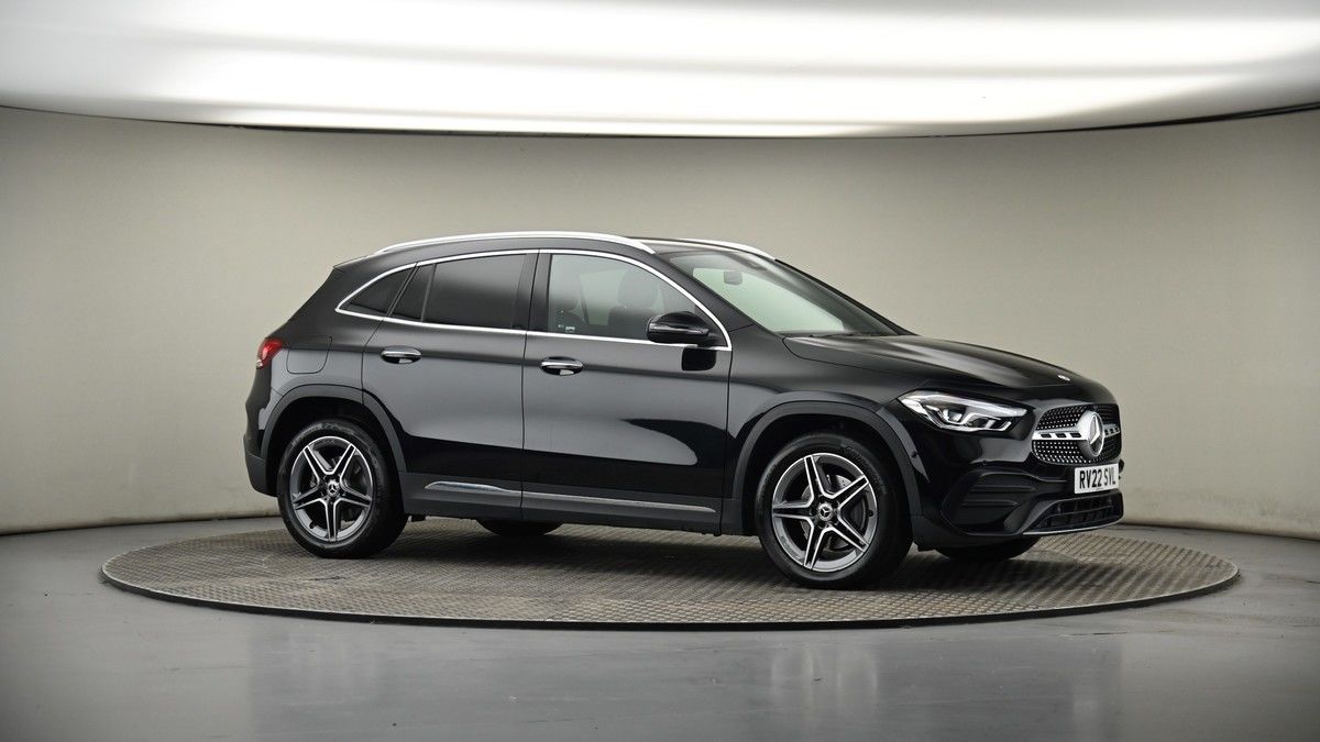 Mercedes-Benz GLA Image 6
