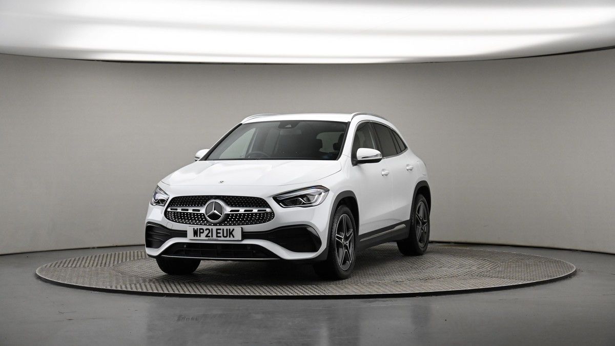 More views of Mercedes-Benz GLA