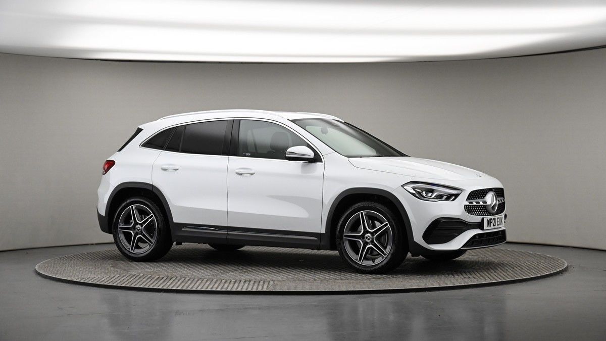 Mercedes-Benz GLA Image 6