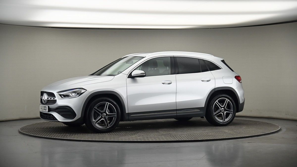 More views of Mercedes-Benz GLA