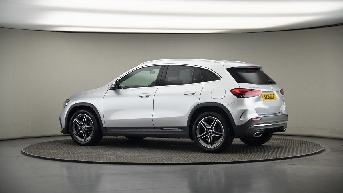 More views of Mercedes-Benz GLA