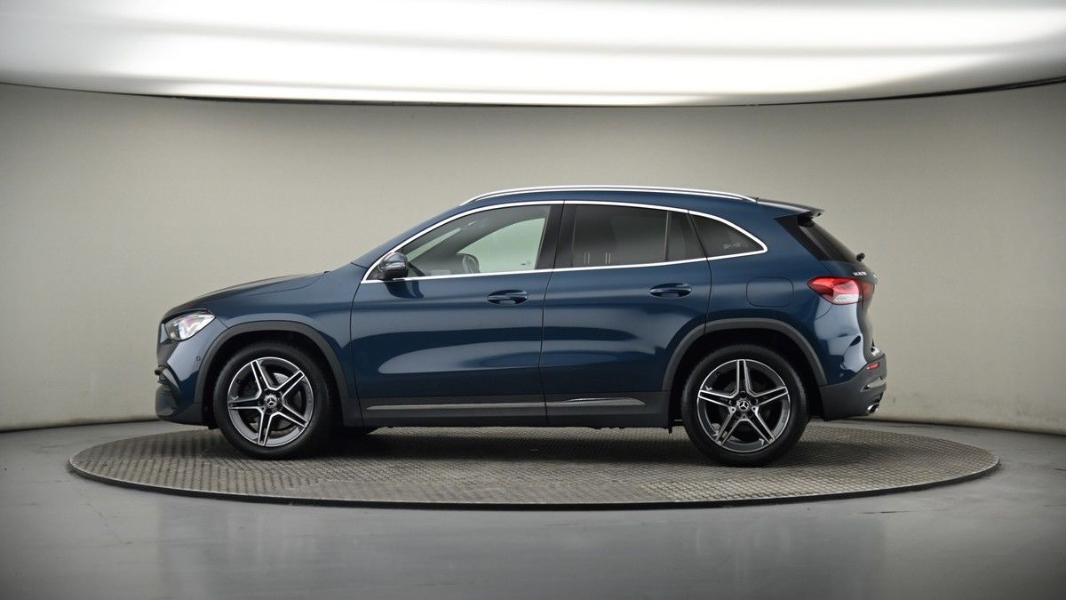 More views of Mercedes-Benz GLA