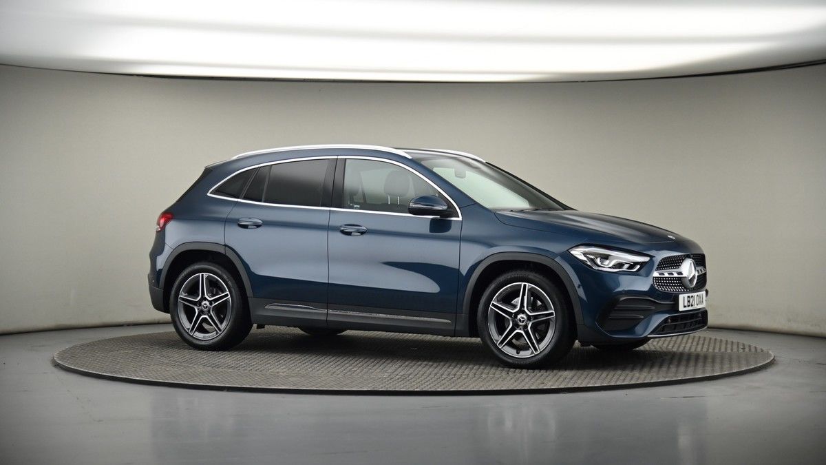 Mercedes-Benz GLA Image 6