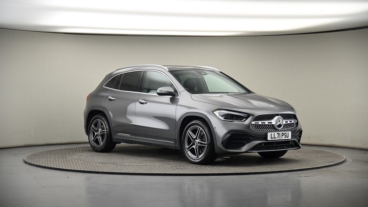 More views of Mercedes-Benz GLA