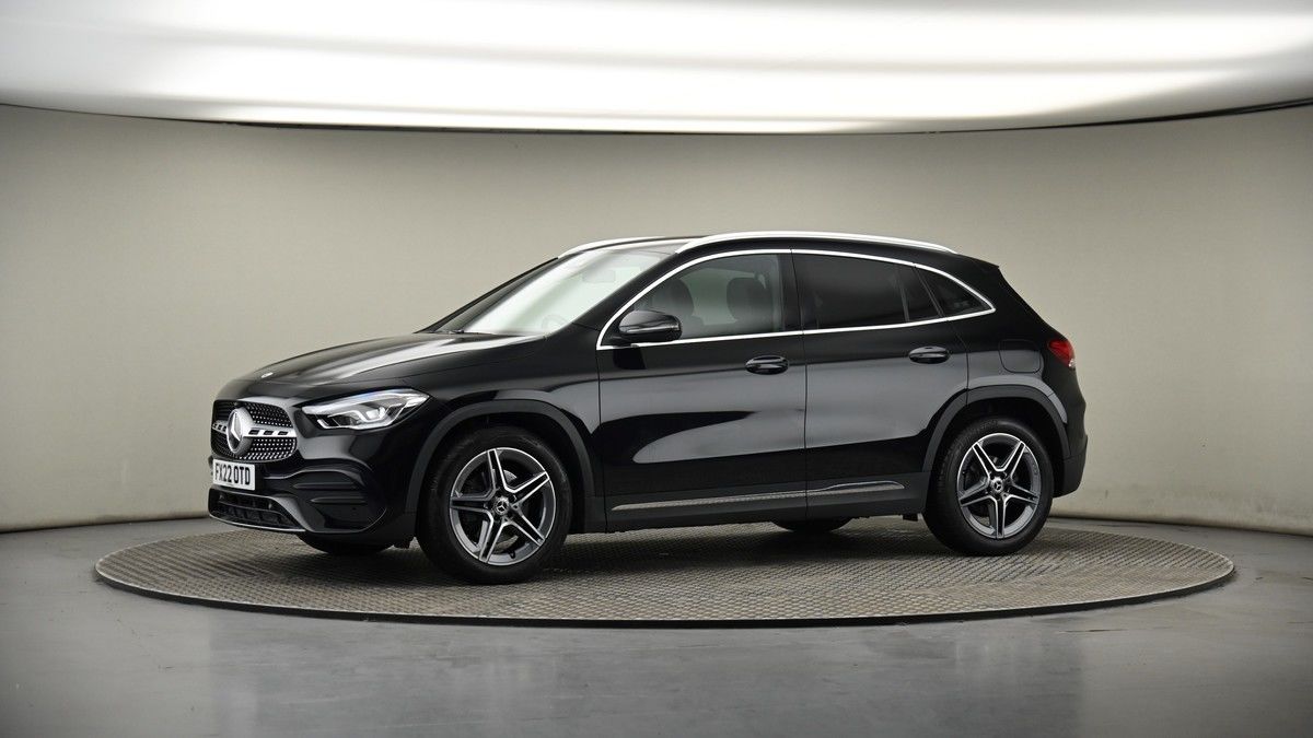 More views of Mercedes-Benz GLA