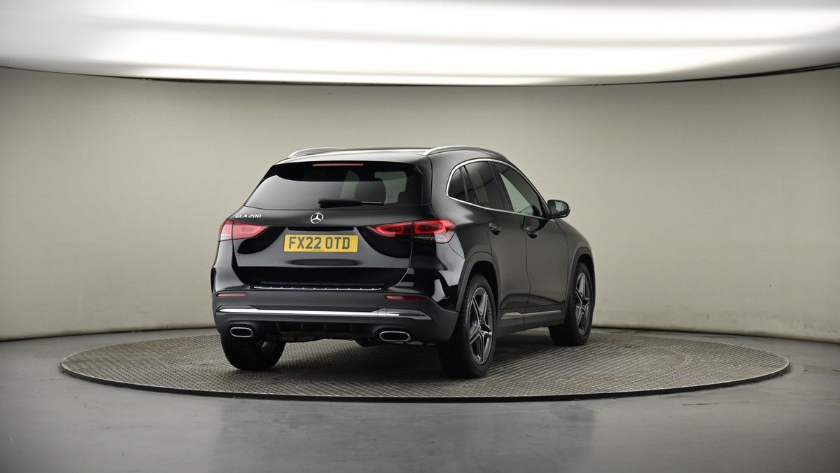 More views of Mercedes-Benz GLA