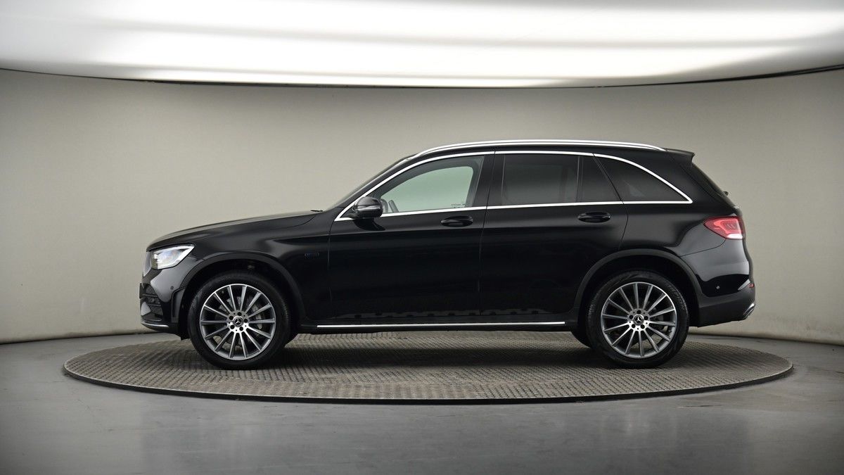 Mercedes-Benz GLC Image 19