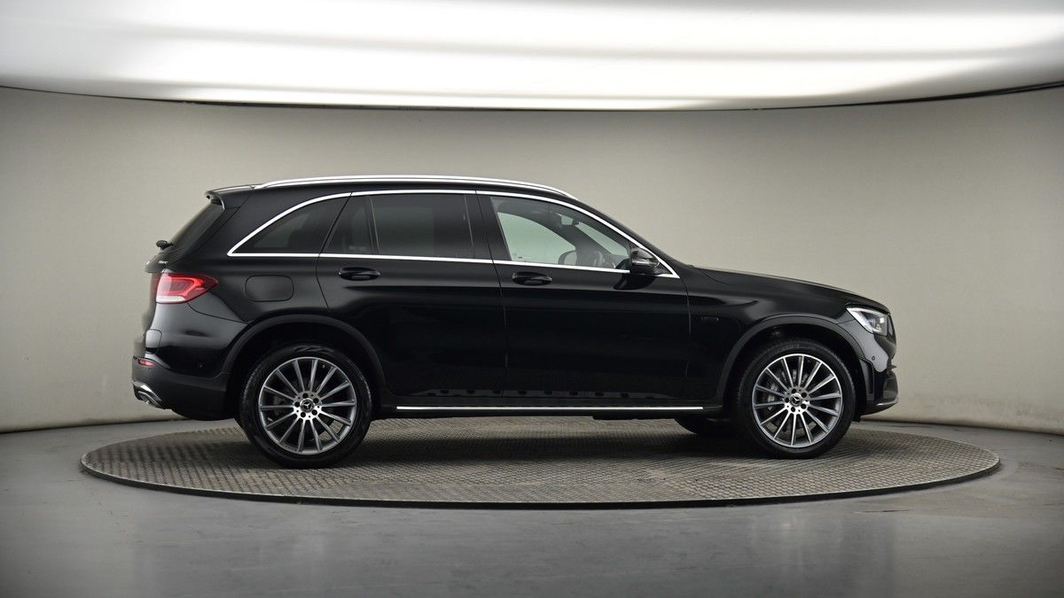 More views of Mercedes-Benz GLC
